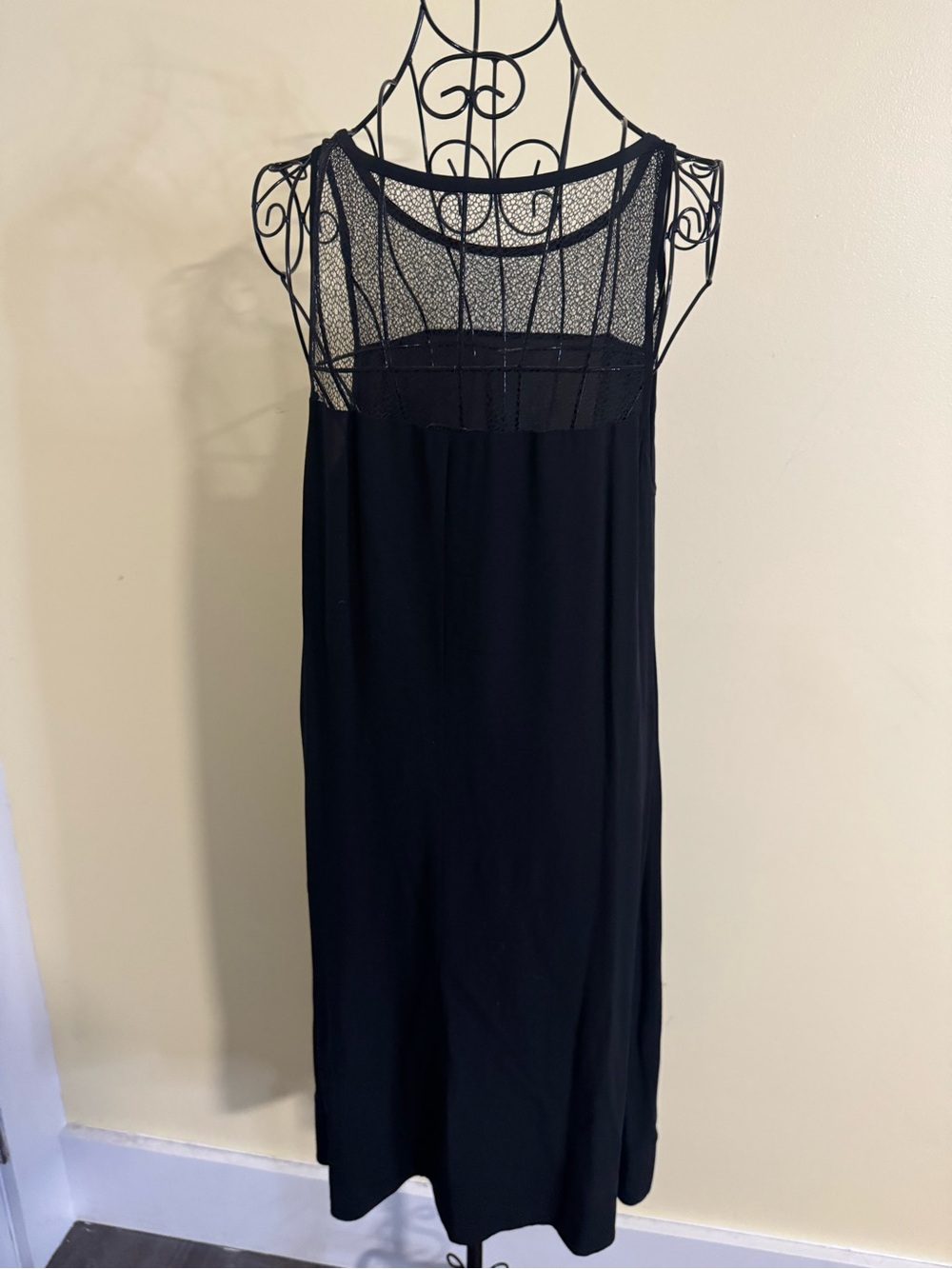 Eileen Fisher Black Crepe Sleeveless Dress Size Medium - Picture 4 of 8